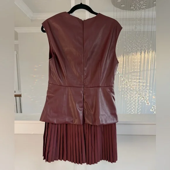 COMMENSE Faux Leather Dress with Peplum Detail - Picture 6 of 7